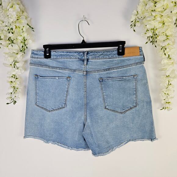 Dear John Julian Shorts High Rise Light Wash Distressed Raw Hem Denim Size 33 - Picture 2 of 13